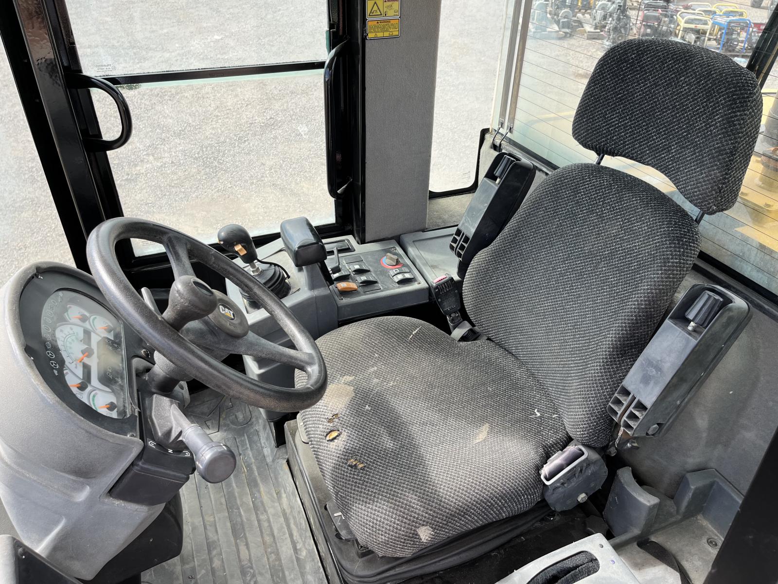 ./imagenes/INVOICE/2019/17316/CARGADOR FRONTAL CATERPILLAR 924GZ (3).JPG